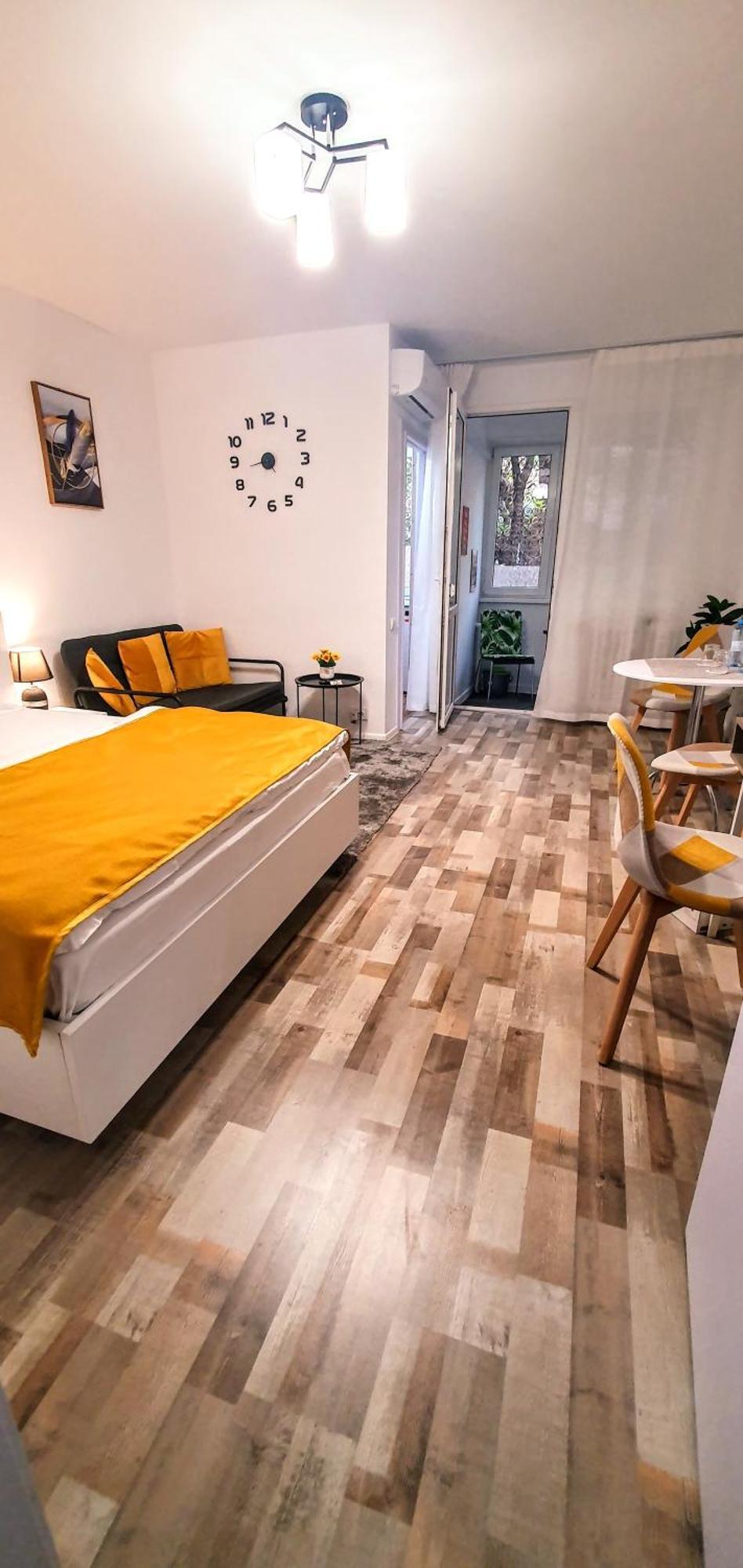 The Yellow King - Luxurious Apartment Bucarest Exterior foto